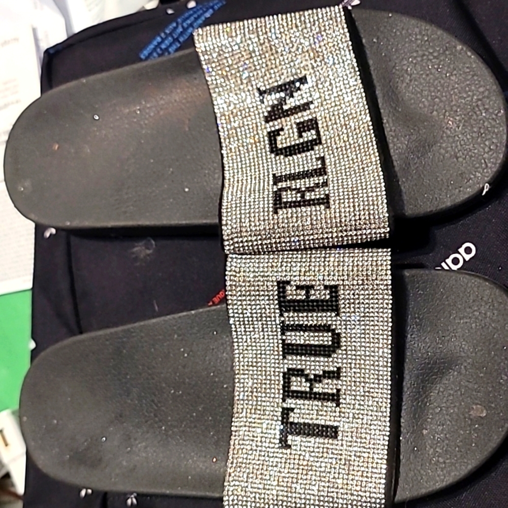 True religion rhinestone slides